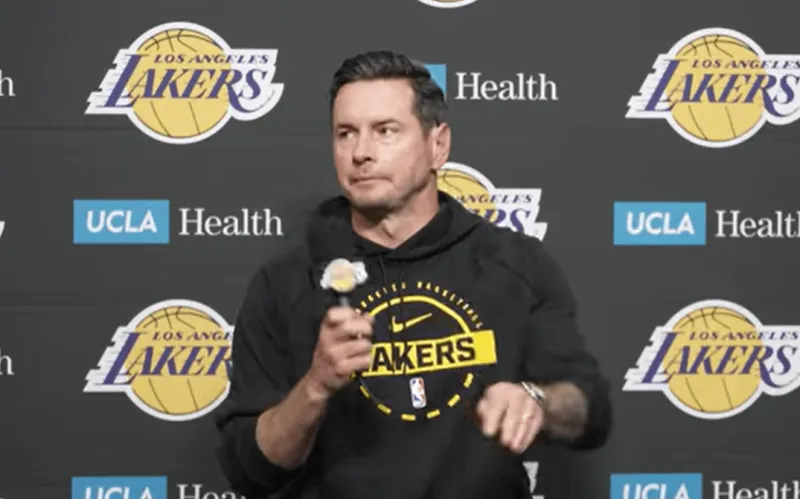 v体育-雷迪克：造犯规是能力体现，乔丹科比场均罚球都是10次以上